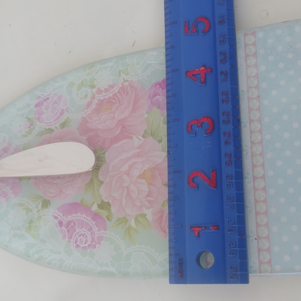 Floral Cheese Board with Spreader 🆕 - Picture 6 of 8